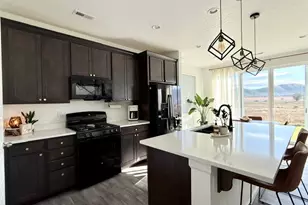 5418 N Solo St, Eagle Mountain, UT 84005 - Photo 2