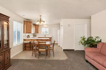 262 W 60 S, Hyde Park, UT 84318 - Photo 6