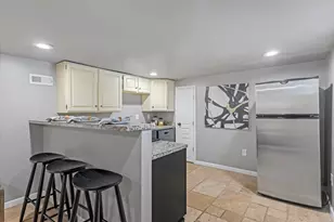 2137 S Texas St, Salt Lake City, UT 84109 - Photo 16