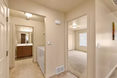 385 E 2280 N #D, North Logan, UT 84341 - Photo 20