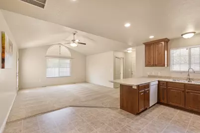 385 E 2280 N #D, North Logan, UT 84341 - Photo 14