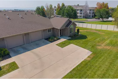 385 E 2280 N #D, North Logan, UT 84341 - Photo 38