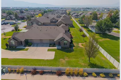 385 E 2280 N #D, North Logan, UT 84341 - Photo 42