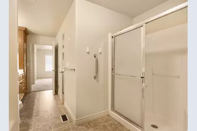 385 E 2280 N #D, North Logan, UT 84341 - Photo 26