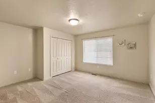 385 E 2280 N, North Logan, UT 84341 - Photo 22