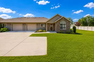 385 E 2280 N, North Logan, UT 84341 - Photo 4