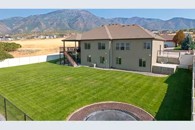 425 E Meadow Lark Ln, Elk Ridge, UT 84651 - Photo 74