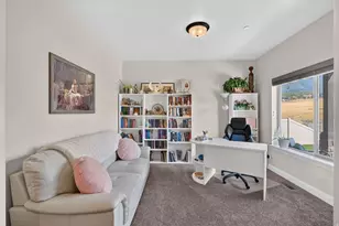 425 E Meadow Lark Ln, Elk Ridge, UT 84651 - Photo 8