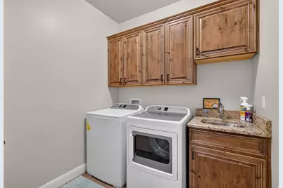 425 E Meadow Lark Ln, Elk Ridge, UT 84651 - Photo 28