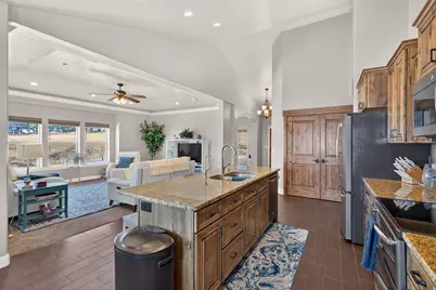 425 E Meadow Lark Ln, Elk Ridge, UT 84651 - Photo 18