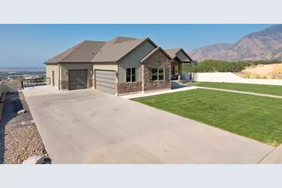 425 E Meadow Lark Ln, Elk Ridge, UT 84651 - Photo 2