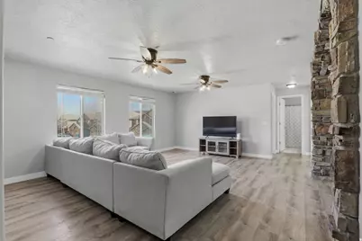 946 W 630 S #46, Pleasant Grove, UT 84062 - Photo 6