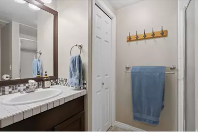 1915 E 1275 N, Layton, UT 84040 - Photo 16