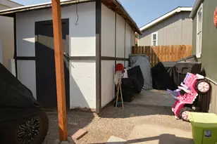 75 W 250 N, Clearfield, UT 84015 - Photo 4