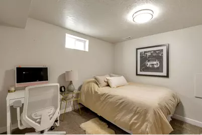 873 S 400 W, Bountiful, UT 84010 - Photo 22