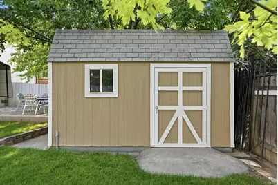 1064 E 1500 N, Layton, UT 84040 - Photo 48