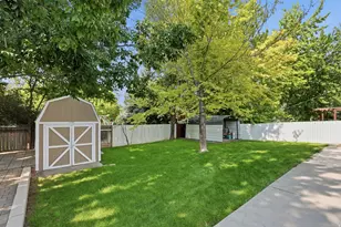 1064 E 1500 N, Layton, UT 84040 - Photo 46
