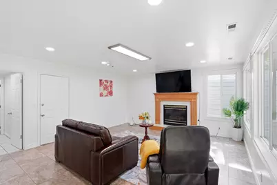 1064 E 1500 N, Layton, UT 84040 - Photo 14