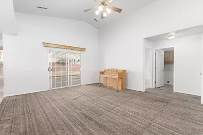 2137 E 10 S, Saint George, UT 84790 - Photo 10