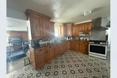 4606 W 3855 S, West Valley, UT 84120 - Photo 6