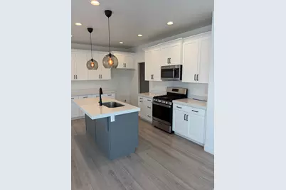 4882 E Lake Corner Dr, Eagle Mountain, UT 84005 - Photo 4