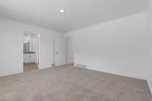 7192 Oquirrh Ranch Parkway, Eagle Mountain, UT 84005 - Photo 14