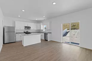 7192 Oquirrh Ranch Parkway, Eagle Mountain, UT 84005 - Photo 8