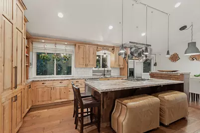 9192 Shad Ln, Sandy, UT 84093 - Photo 6