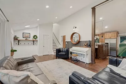 9192 Shad Ln, Sandy, UT 84093 - Photo 4