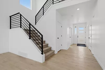 1566 E Livi Ln N #6, Saratoga Springs, UT 84045 - Photo 4