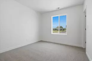 1566 E Livi Ln N, Saratoga Springs, UT 84045 - Photo 38