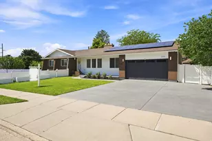 2235 E Woodchuck Way, Sandy, UT 84093 - Photo 2