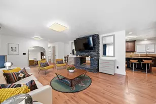 2235 E Woodchuck Way, Sandy, UT 84093 - Photo 6