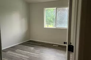 5914 Valley Point Dr, West Valley, UT 84128 - Photo 10