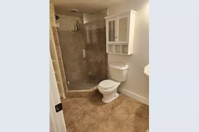 5914 Valley Point Dr, West Valley, UT 84128 - Photo 16