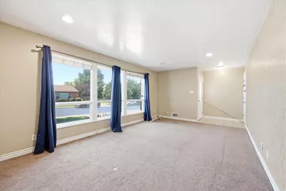 4372 S 375 E, Washington Terrace, UT 84405 - Photo 4