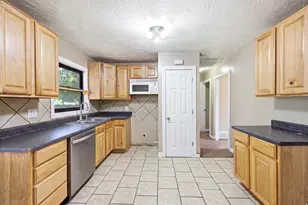 4372 S 375 E, Washington Terrace, UT 84405 - Photo 8