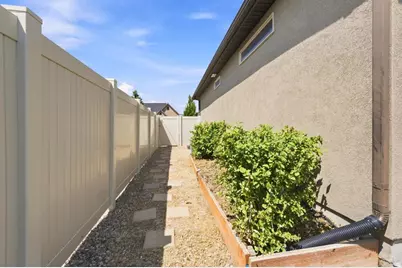 632 N Badger, Saratoga Springs, UT 84045 - Photo 28