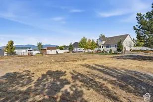 395 Premier Ln, Grantsville, UT 84029 - Photo 4