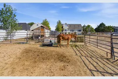 395 Premier Ln, Grantsville, UT 84029 - Photo 4