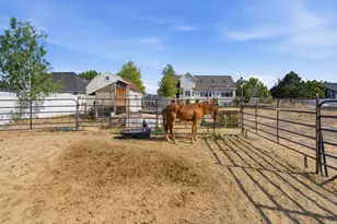 395 Premier Ln, Grantsville, UT 84029 - Photo 4