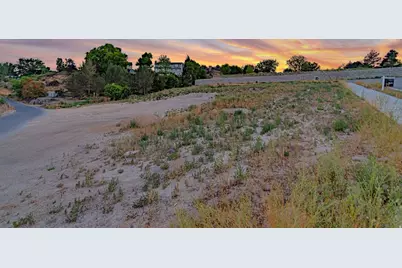 1096 W Kings Landing Ct #2, South Jordan, UT 84095 - Photo 1