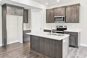 813 S 270 E, Smithfield, UT 84335 - Photo 1