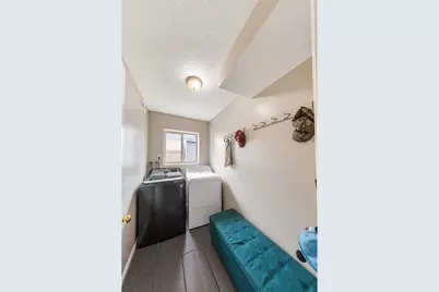 5503 S 3375 W, Roy, UT 84067 - Photo 14