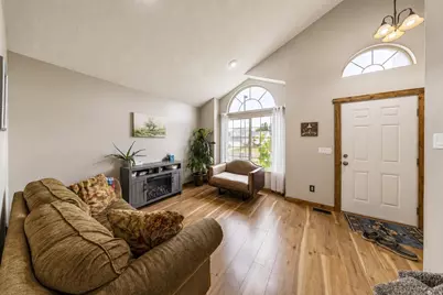 5503 S 3375 W, Roy, UT 84067 - Photo 6