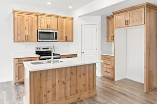 817 S 270 E, Smithfield, UT 84335 - Photo 4