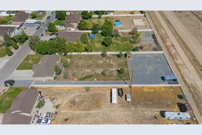 304 E Box Elder Dr, Grantsville, UT 84029 - Photo 42