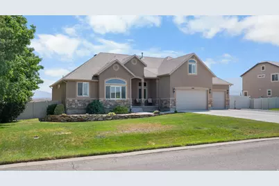 304 E Box Elder Dr, Grantsville, UT 84029 - Photo 4
