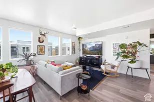 8342 S Sky Mirror Ln, Midvale, UT 84047 - Photo 4