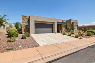 3215 S Sandstone Dr W, Hurricane, UT 84737 - Photo 1
